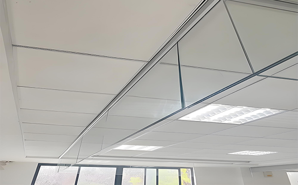 伊宁县玻璃挡烟垂壁