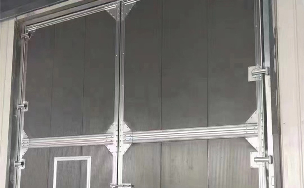 伊宁县兰州厂房伊宁县工业门选购与使用指南：打造高效安全的生产环境