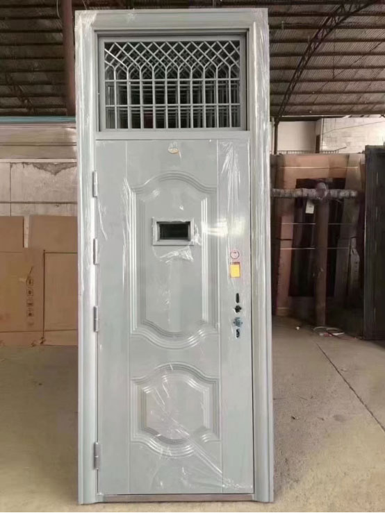 伊宁县学校教室门