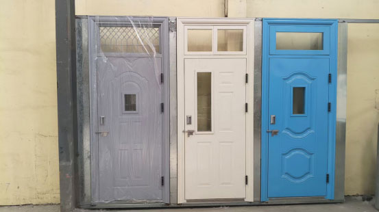 伊宁县学校教室门