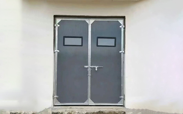 伊宁县工业门在高温作业区域的运行表现